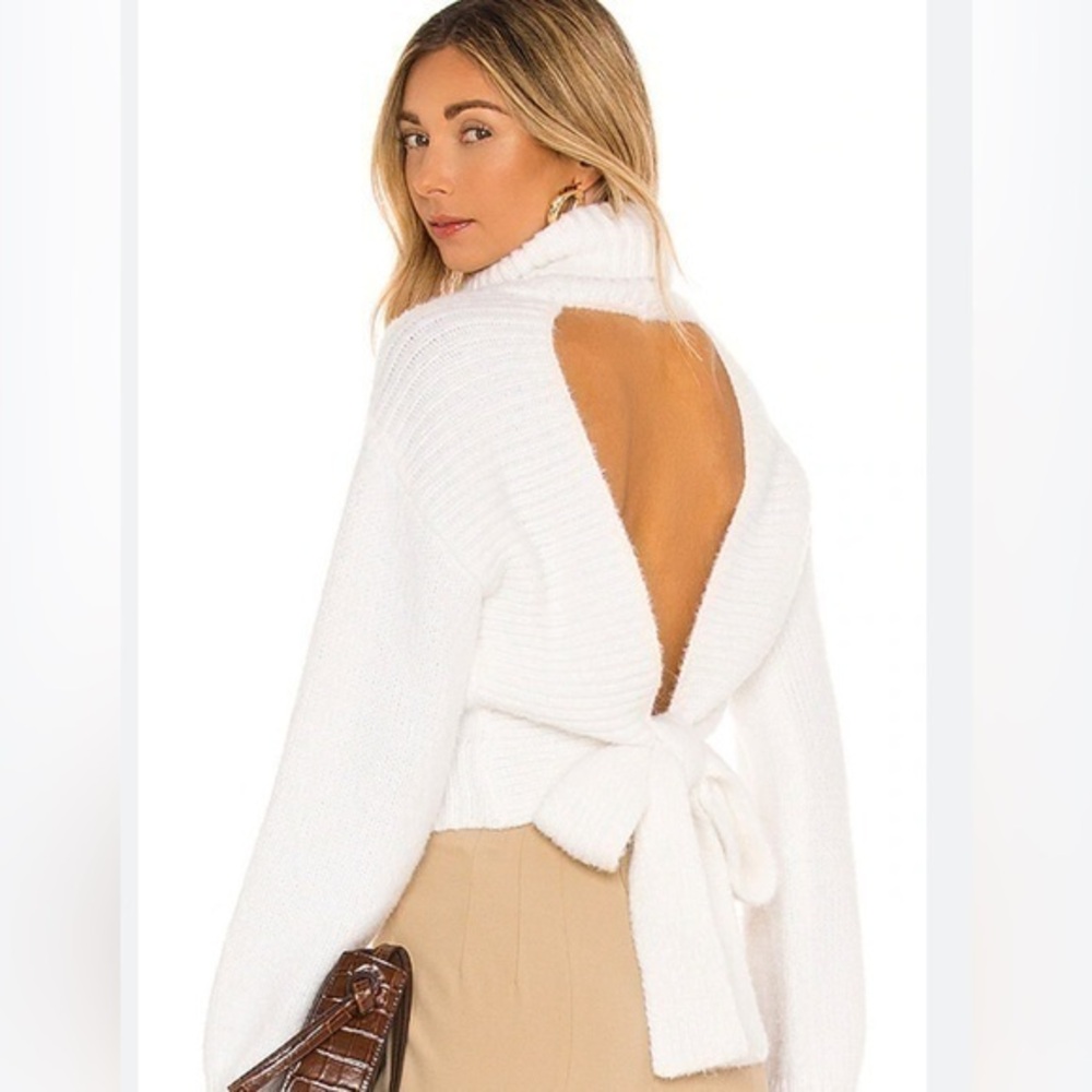 MAJORELLE White Open-Back Sweater L